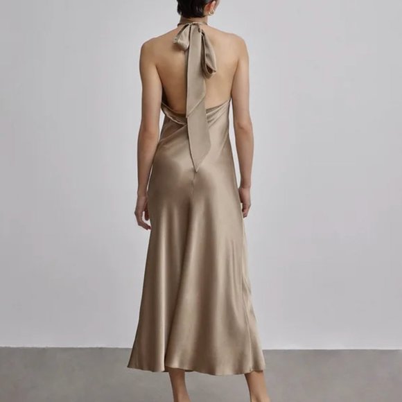 SILK MAISON Silk Champagne French Bow Halter Maxi Dress Size Large NWT - Picture 3 of 5